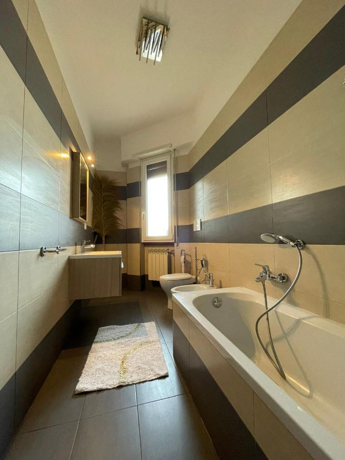 Eur Centro Lux Apartment Con Camino Rom Exterior foto