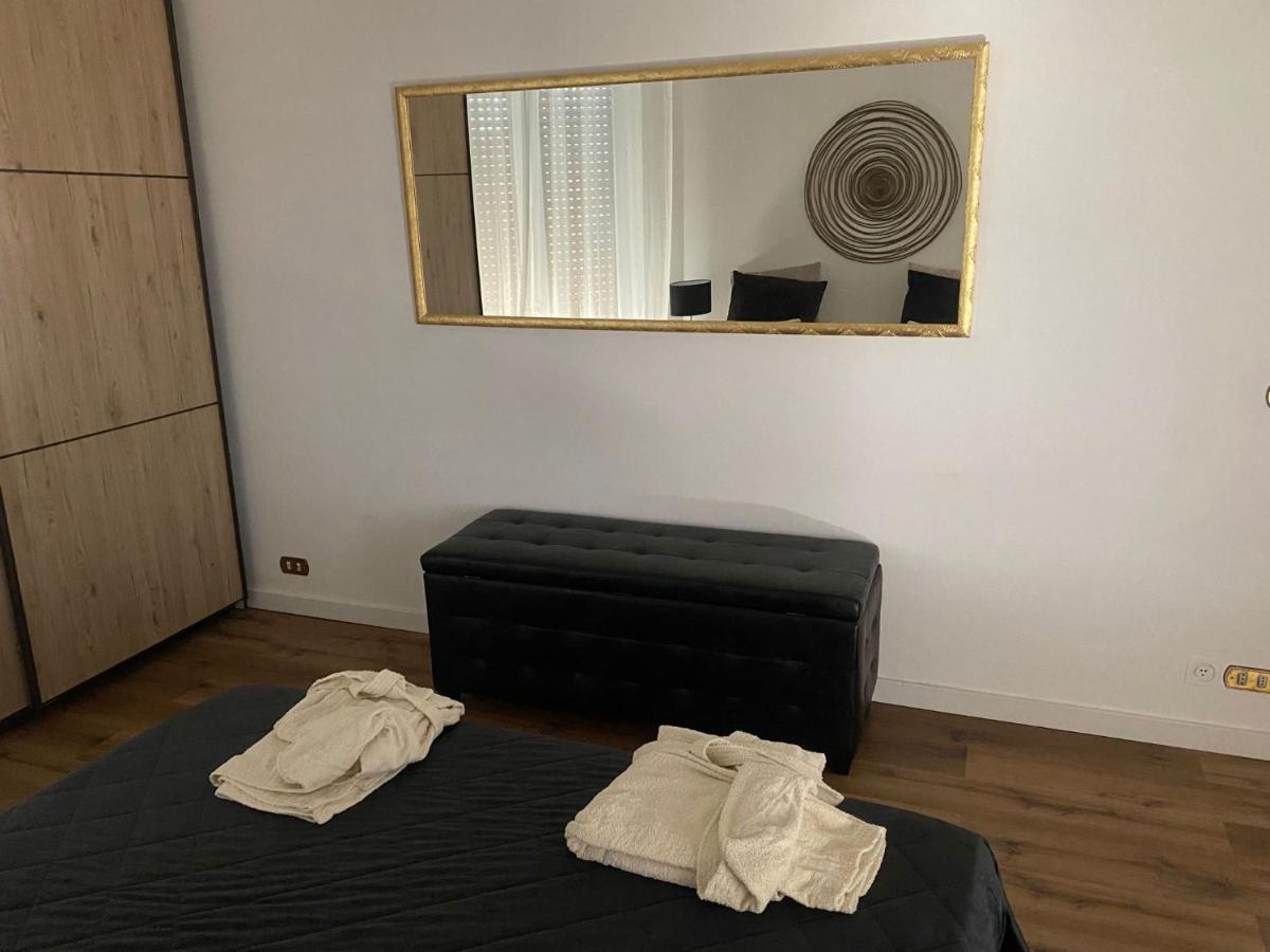 Eur Centro Lux Apartment Con Camino Rom Exterior foto